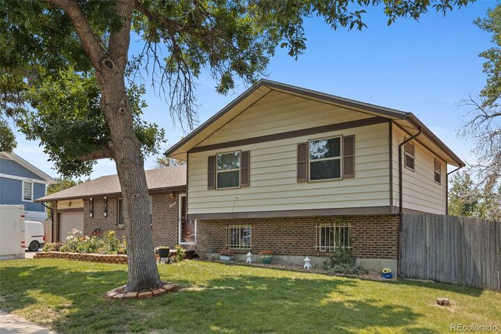 Property Photo: 4725 Topeka Court CO 80239