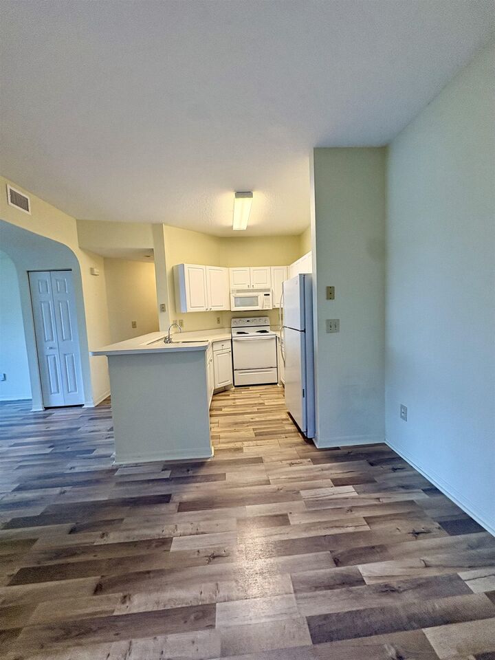Property Photo:  25113 Harbour Vista Cir  FL 32080 