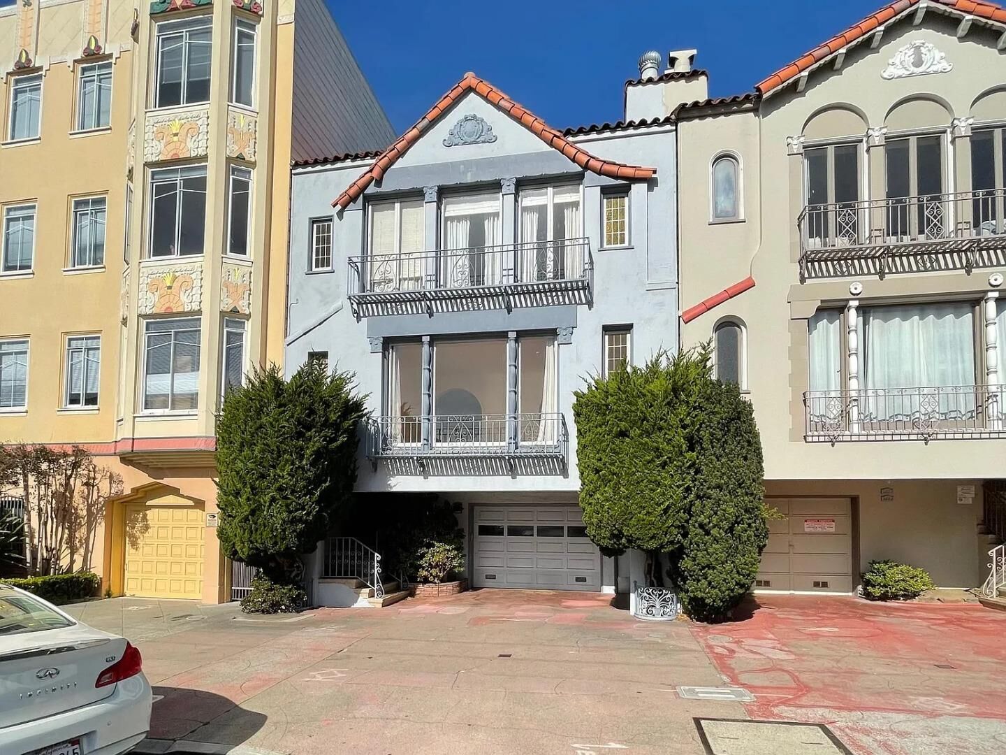 Property Photo:  3690 Fillmore Street  CA 94123 