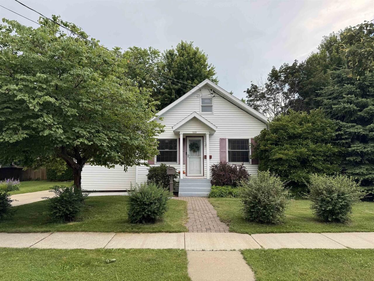 Property Photo:  359 6th Street  WI 53578 