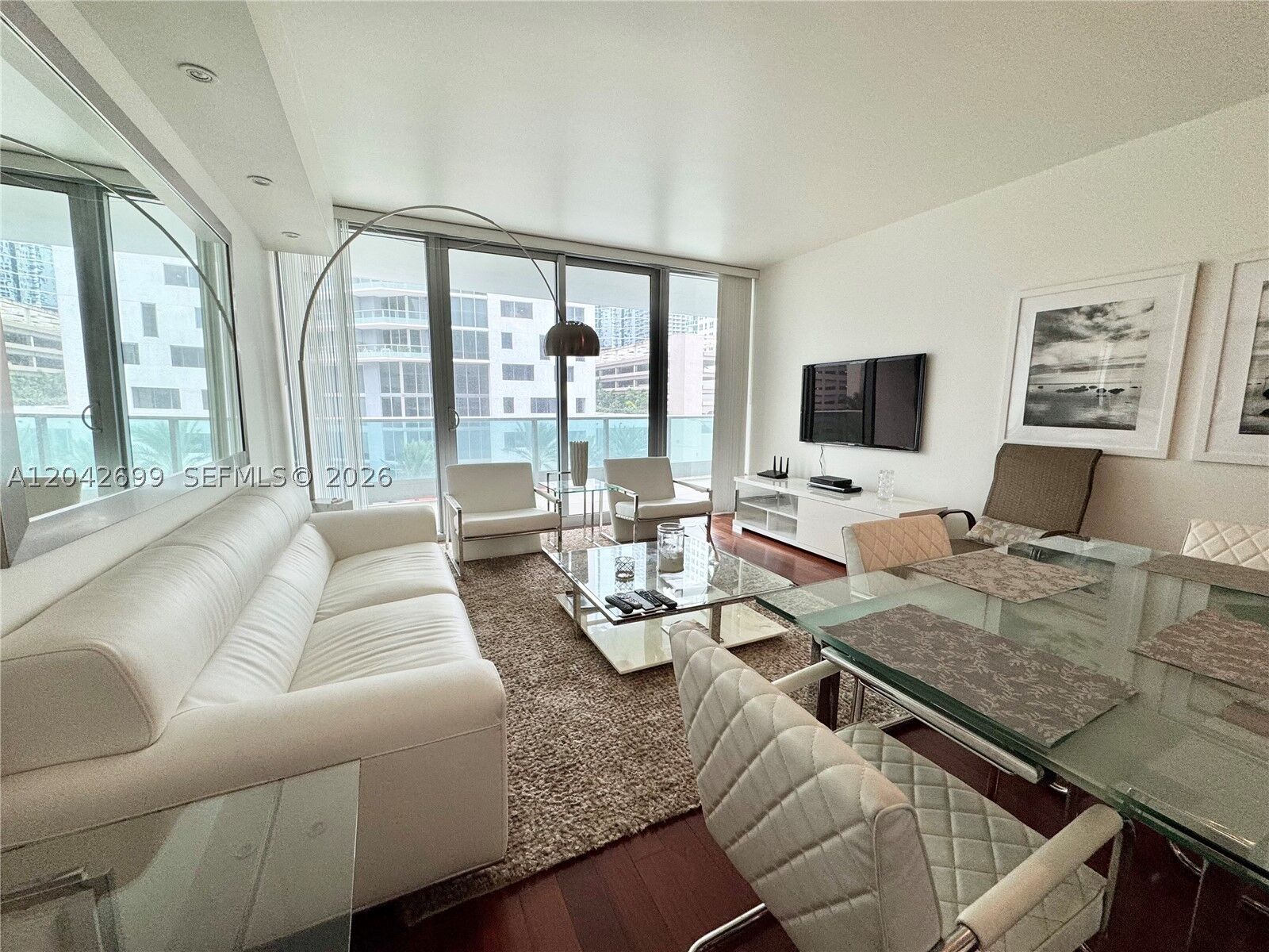 Property Photo: 1331 Brickell Bay Dr 406 FL 33131