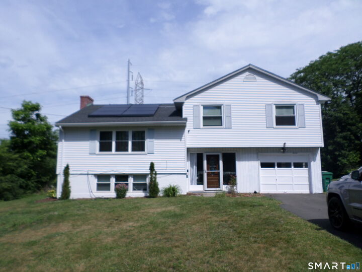 Property Photo:  7 Craigmore Road  CT 06002 