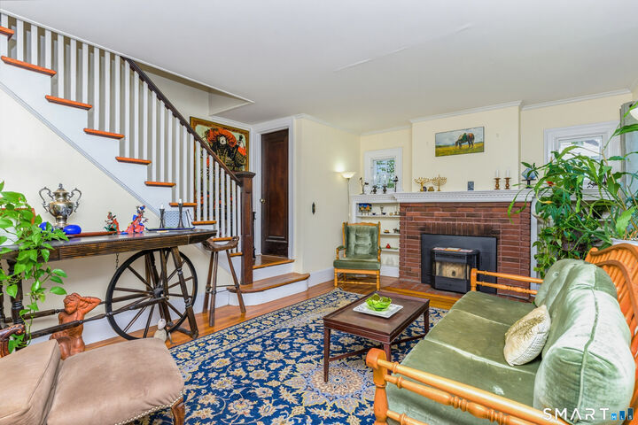 Property Photo:  26 Filbert Street  CT 06518 