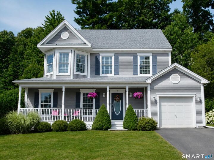 Property Photo:  4 Rockledge Lane  CT 06019 