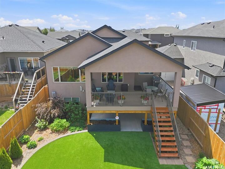 Property Photo:  238 Gillies Street  SK S7V 0J7 
