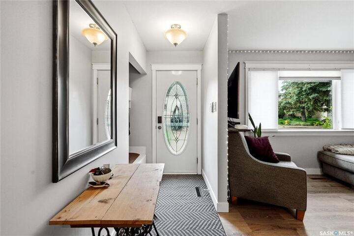 Property Photo:  14 Stewart Avenue  SK S7L 3S6 