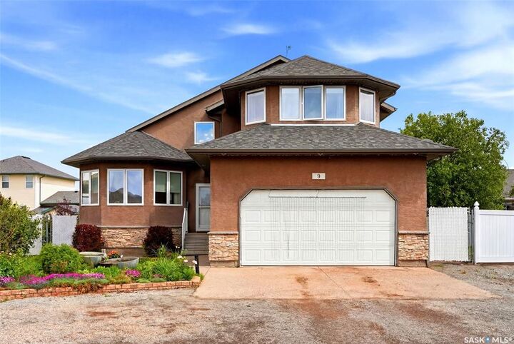 Property Photo:  9 Brayden Bay  SK S4M 0A3 