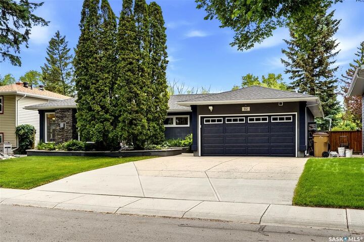 Property Photo:  82 Compton Road  SK S4S 2Y3 