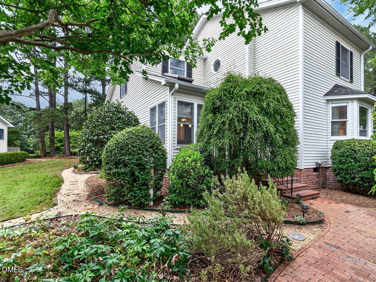 Property Photo:  386 Lyndfield Cl W  NC 27312 