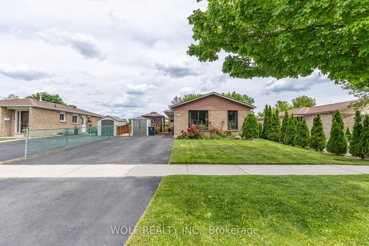 Property Photo:  114 John Tabor Trail  ON M1B 2V2 