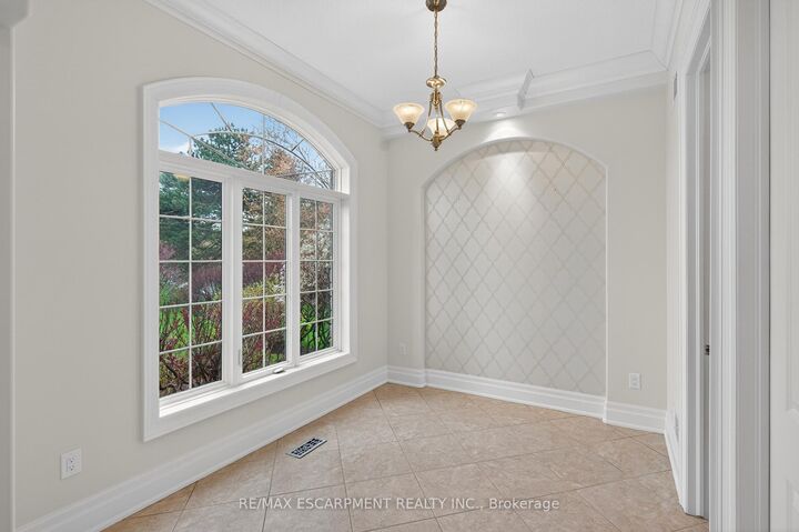 Property Photo: 803 Ridge Road ON L8J 2Y3