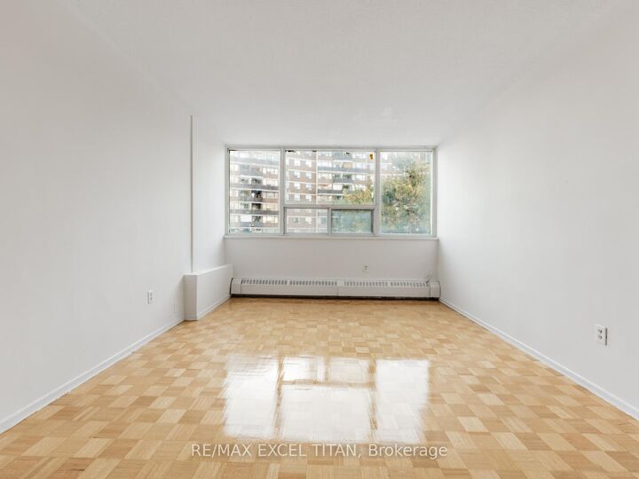 Property Photo:  1385 Midland Avenue 308  ON M1P 3B8 