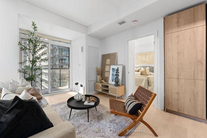 117 Broadway Avenue 2502 — photo 1
