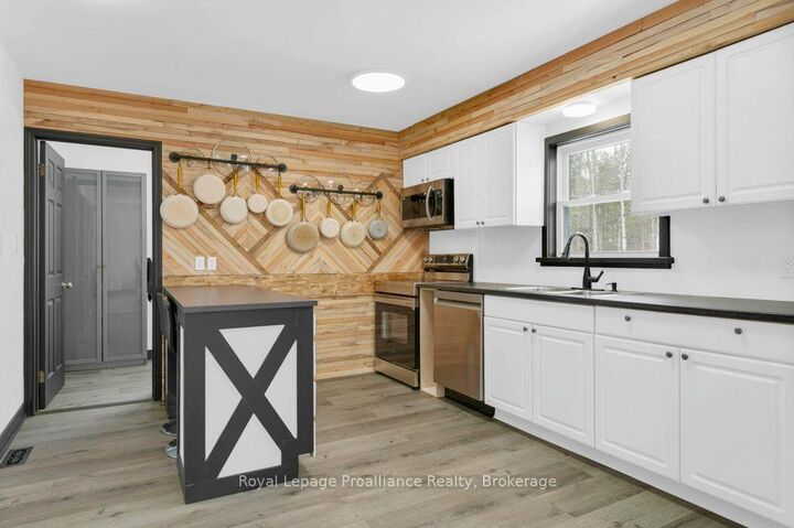 Photo de la propriété:  12 Cosgrove Lane  ON K0K 2M0 