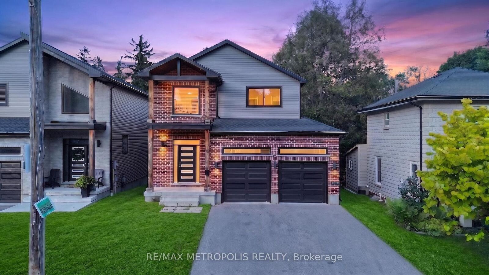 Property Photo:  55 Russ Street  ON N3H 4B1 