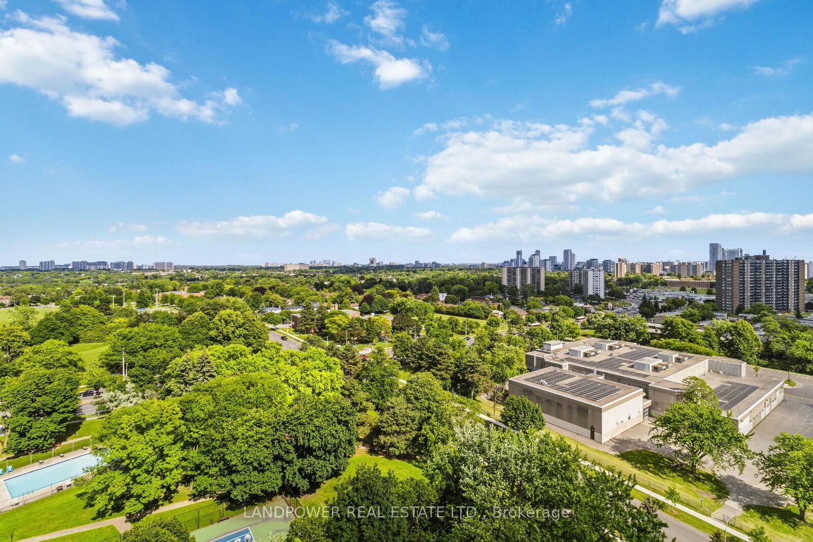 Property Photo:  350 Seneca Hill Drive Ph 14  ON M2J 4S7 
