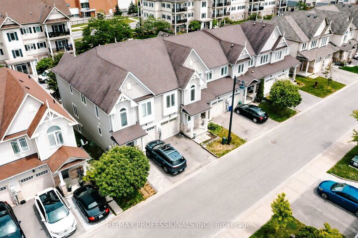Property Photo:  71 Connell Lane  ON L1C 0L1 