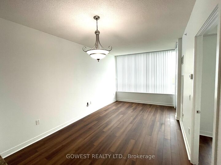 Property Photo:  3975 Grand Park Drive 305  ON L5B 4M6 