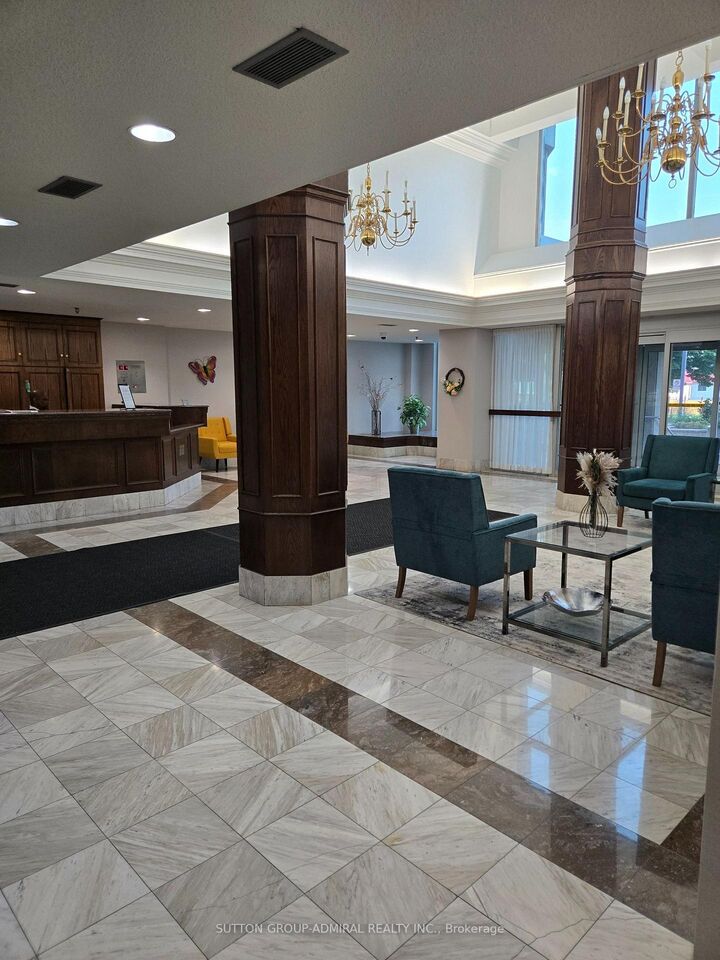 Property Photo: 330 Mill Street S 908 ON L6Y 3V3