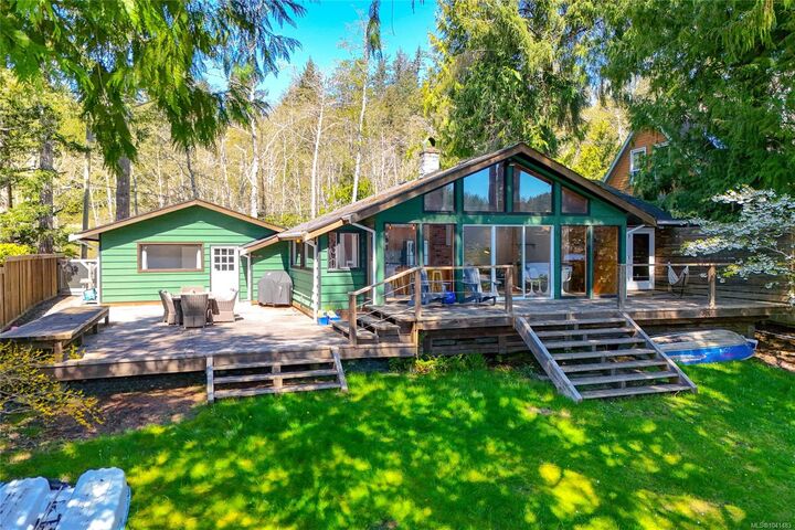 Property Photo: 7815 Manatu Rd BC V9Z 0R4