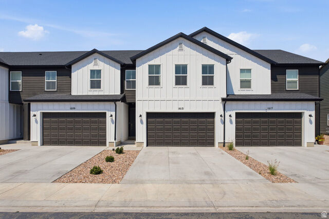 Property Photo:  1613 N 840 W  UT 84653 