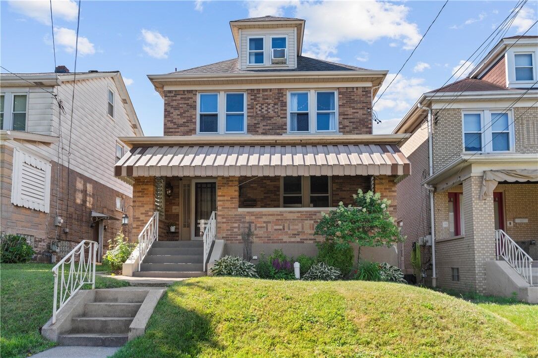 Property Photo:  147 W Marigold St  PA 15120 