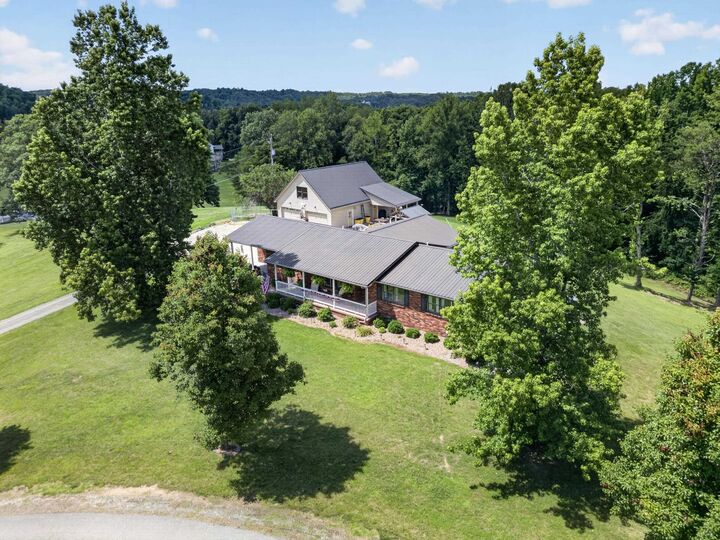 Property Photo:  1080 Lakewood Drive  KY 41143 