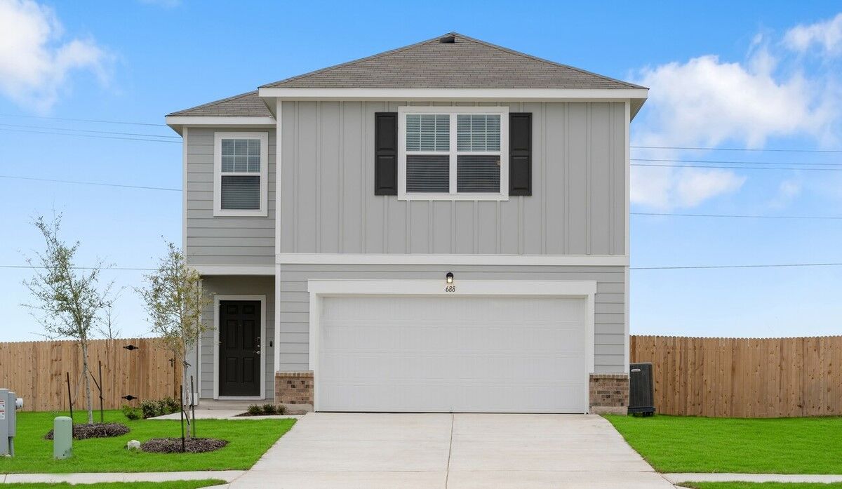 Property Photo: 619 Lagoon Drive TX 78656