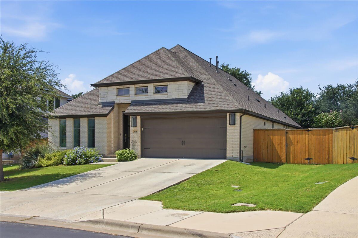 Property Photo:  109 Rock Dock Road  TX 78633 