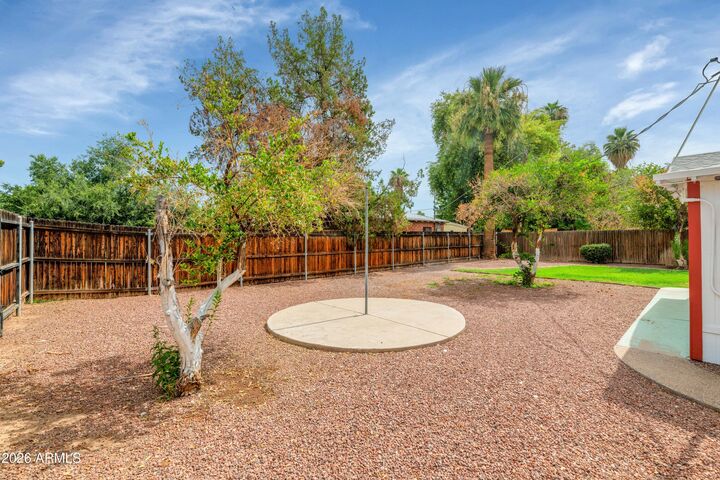 Property Photo:  1127 S Una Avenue  AZ 85281 