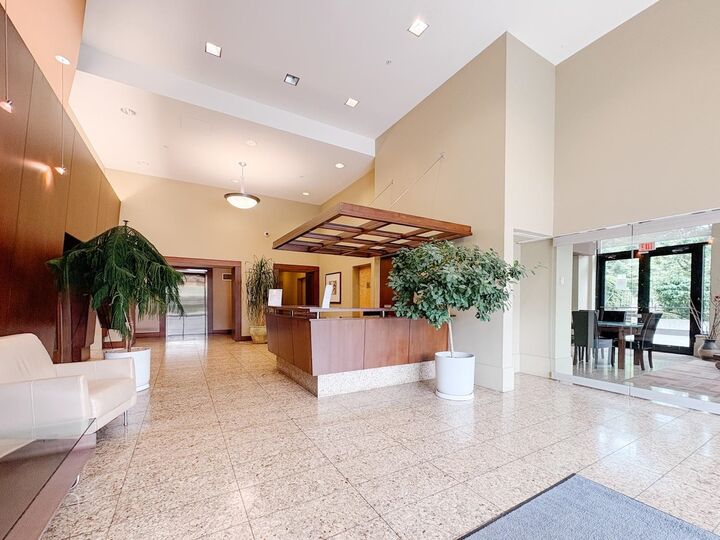Property Photo:  683 Victoria W Park 306  BC V7M 0A2 