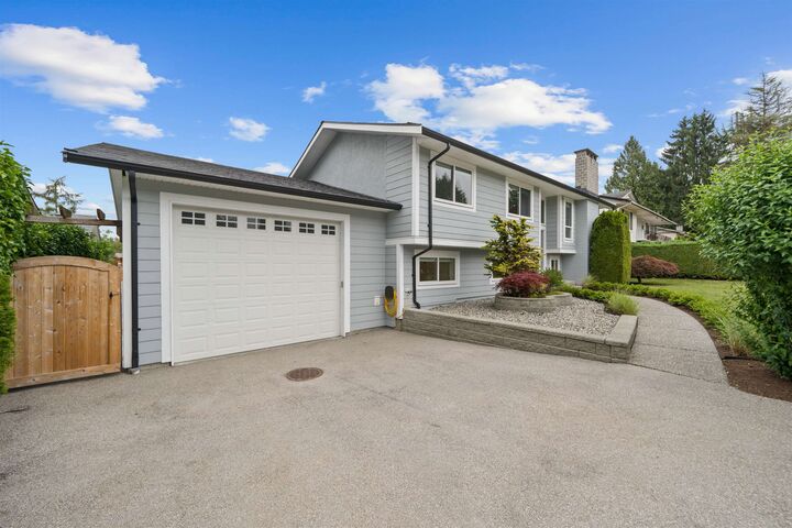 Property Photo: 22715 124 Avenue BC V2X 4K2
