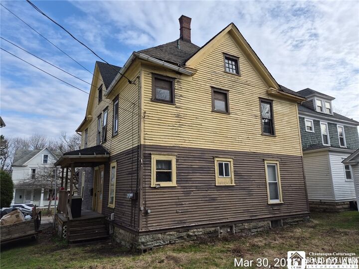 Property Photo: 10 Terrace Place NY 14701