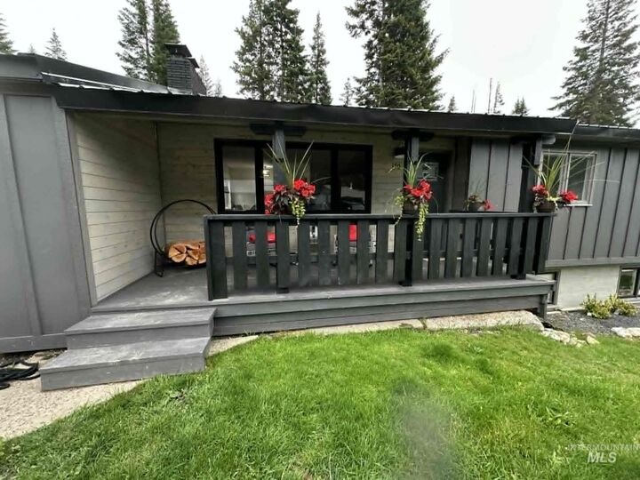 Property Photo:  170 Timberline Dr  ID 83546 