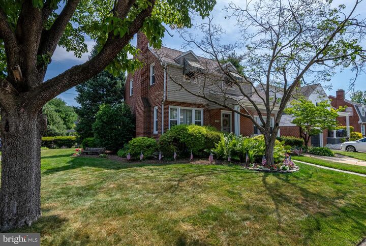Property Photo:  415 Lawrence Avenue  PA 19609 