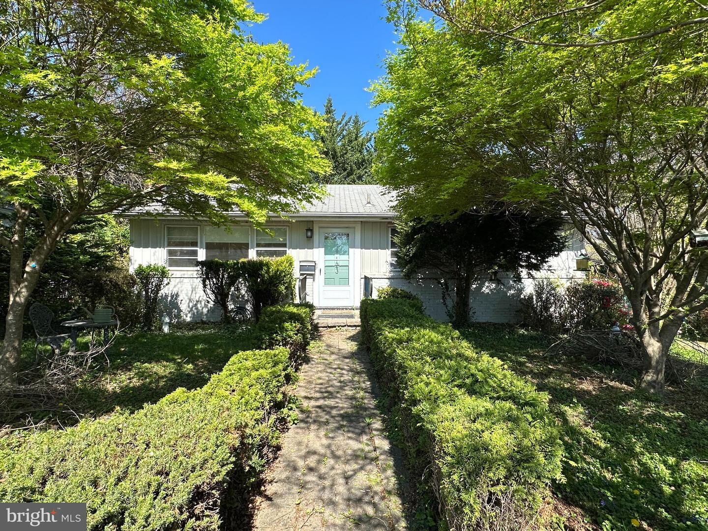 Property Photo: 123 Wilmar Place NW VA 22180