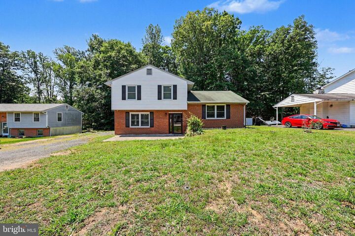 Property Photo:  17 Willow Lane  VA 22554 