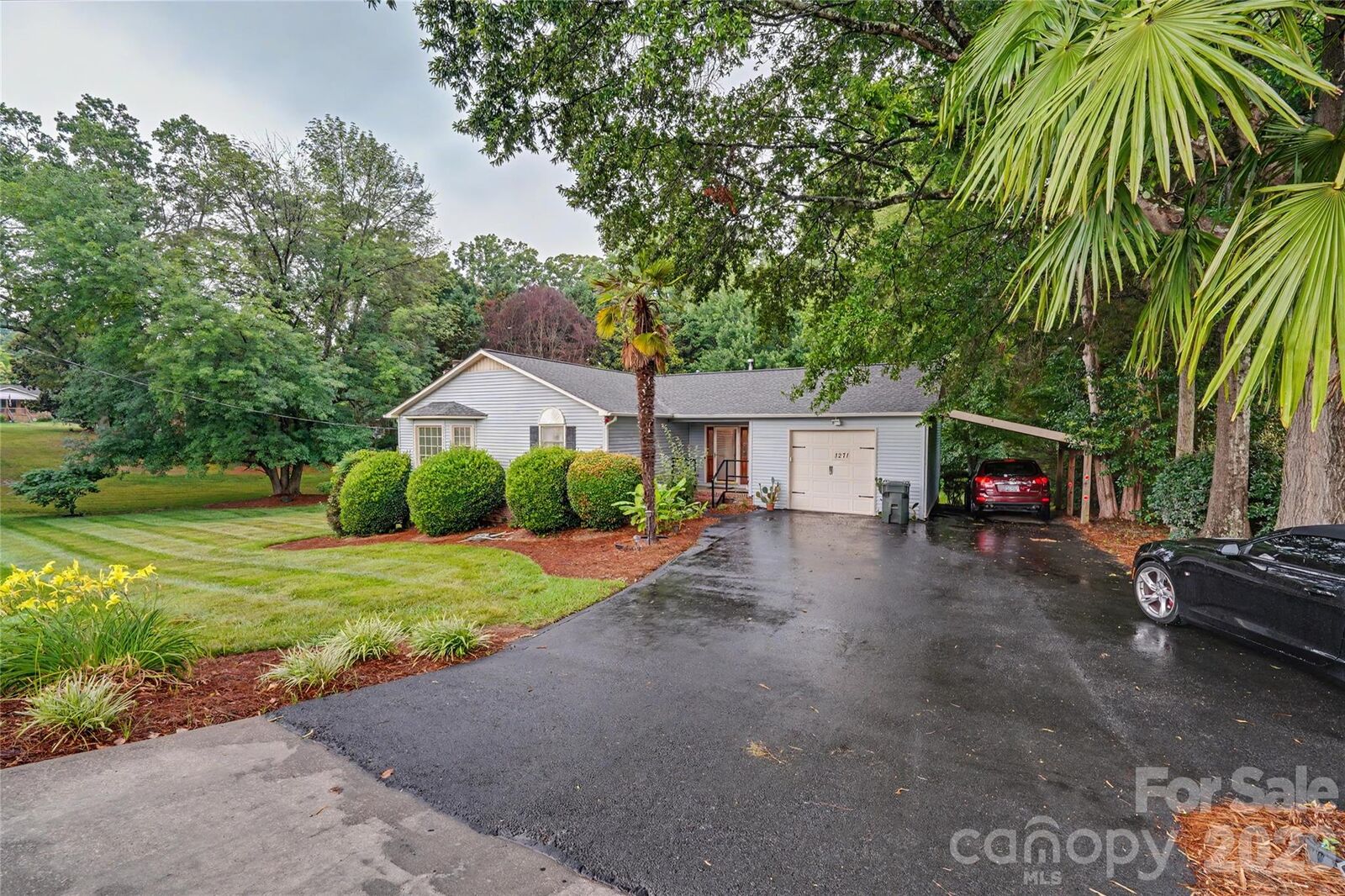 Property Photo:  1271 India Hook Road  SC 29732 