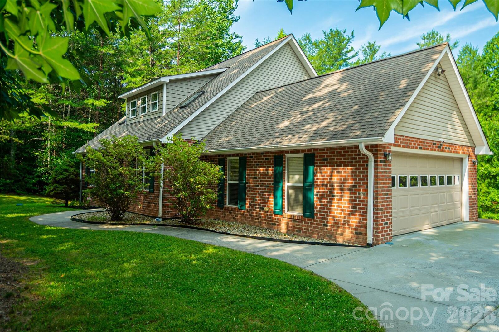Property Photo:  1518 Southpointe Drive  NC 28655 