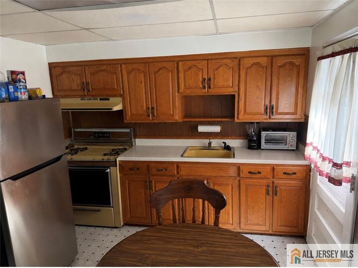 Property Photo:  219 Victory Street  NJ 07203 