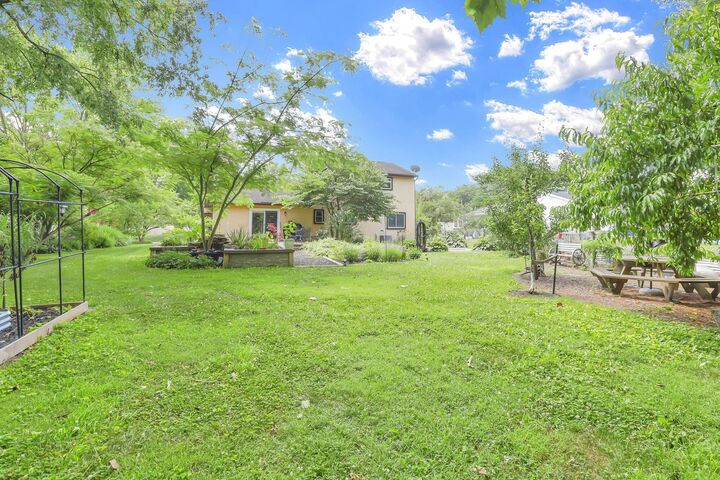 Property Photo: 347 N Westmoor Avenue OH 43055