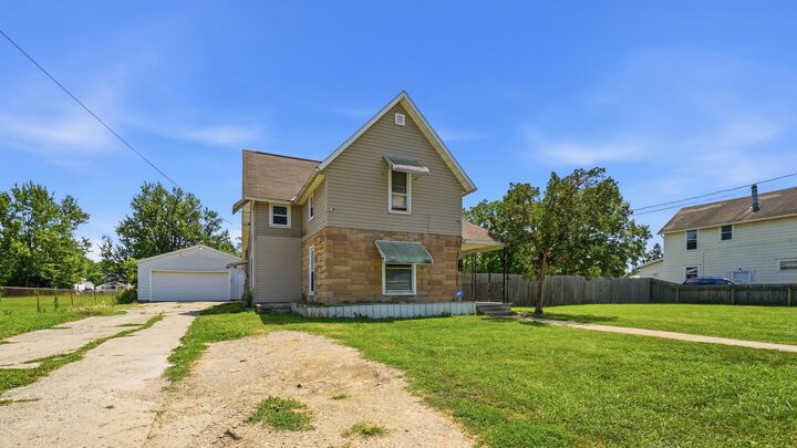 Property Photo: 472 Patterson Street OH 43302