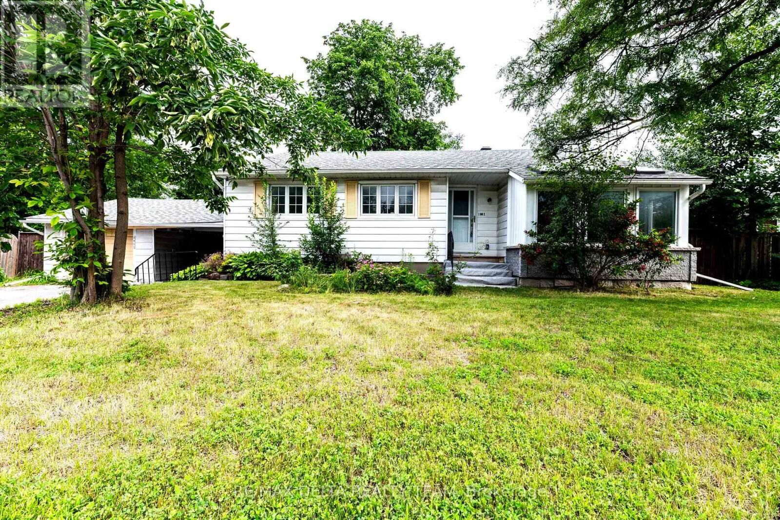 Property Photo:  2801 Baseline Road 3  ON K2H 7B6 
