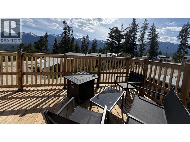 Property Photo: 686 Almberg Road 51 BC V0A 1H2