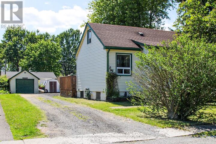 Property Photo:  40 Ramey Avenue  ON L3K 2L3 