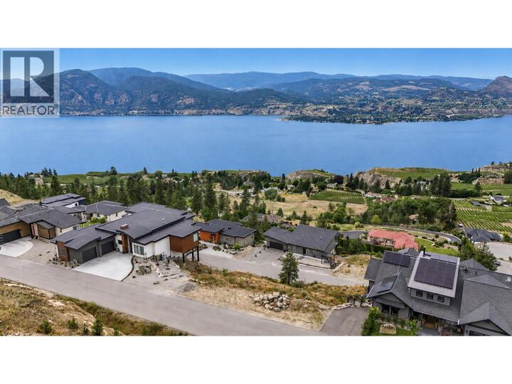 Property Photo:  2449 Kettle Ridge Way  BC V0H 1N1 