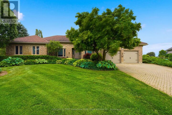 Property Photo:  64 Wynfield Lane  ON N6H 5L2 