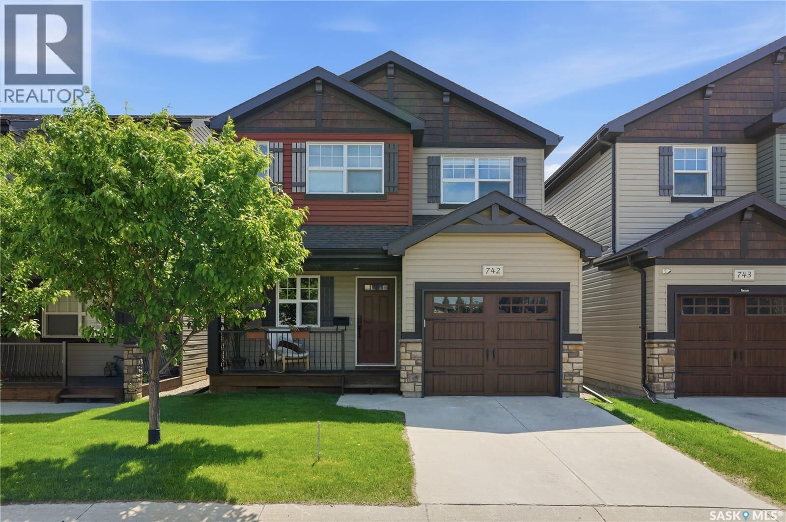 Property Photo:  742 150 Langlois Way  SK S7T 0L4 
