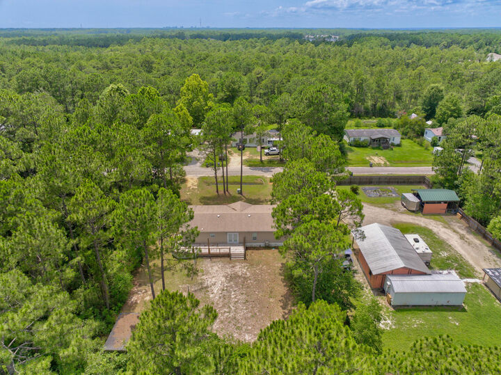 Property Photo:  98 Holly Pines Circle  FL 32459 