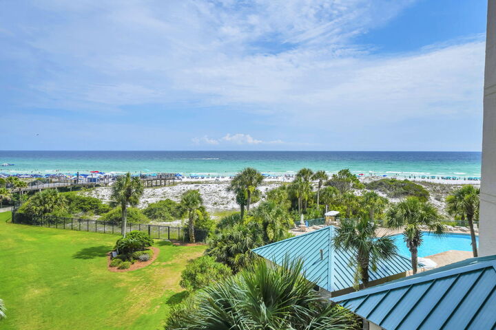 Property Photo: 4410 Southwinds Drive 4410 FL 32550